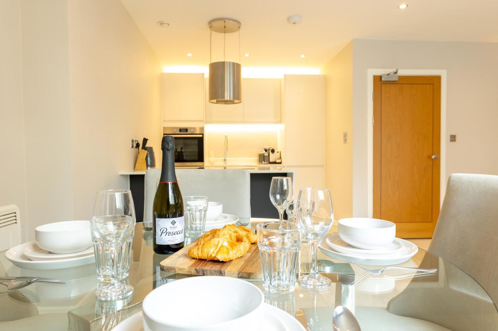 Exclusive Cardiff City Centre Apartment Kültér fotó